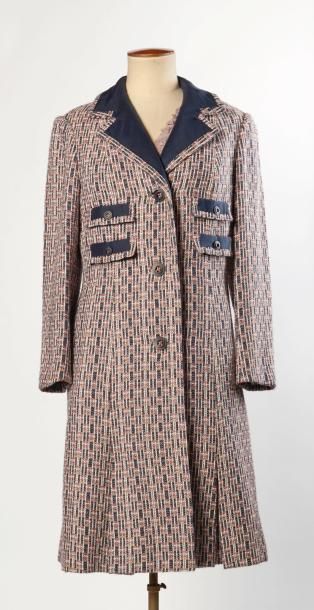 ANONYME vintage, A+
MANTEAU en tweed de laine...