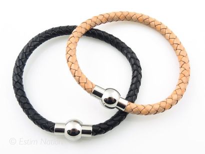 LOT BRACELETS CUIR
Deux bracelets en cuir...