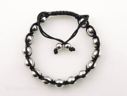 Bracelet shamballa composé de 17 perles en...