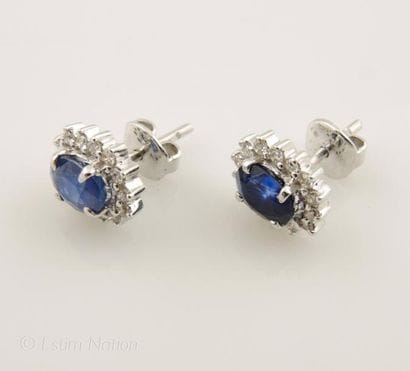 BOUCLES D'OREILLES SAPHIRS DIAMANTS
Paire...