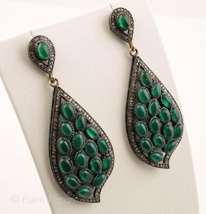 BOUCLES D'OREILLES DIAMANTS ONYX VERTS
Paire...