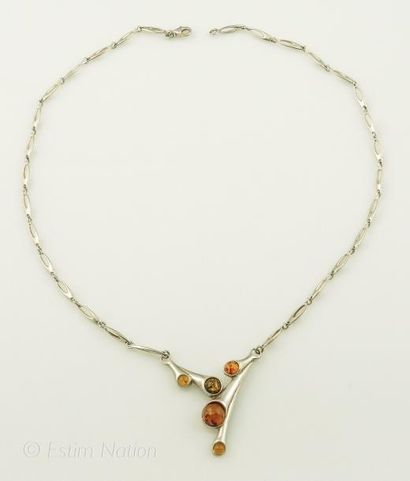 COLLIER AMBRE
Collier en argent 925/°° maille...