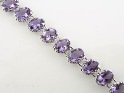 BRACELET AMETHYSTES
Bracelet articulé en...