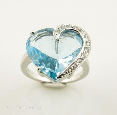 BAGUE TOPAZE DIAMANTS
Bague en or 18K 750/°°...