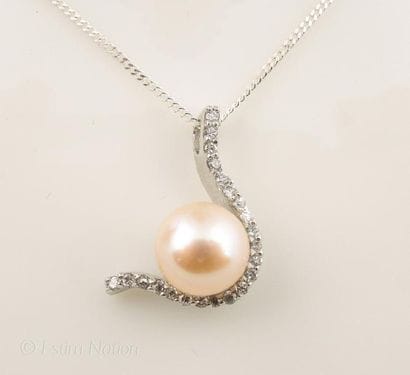 ENSEMBLE BAGUE COLLIER
Ensemble en argent...