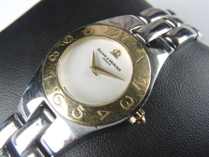 MONTRE BAUME ET MERCIER MODELE LINEA
Montre...