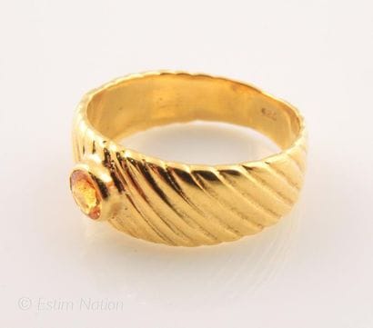 BAGUE SAPHIR ORANGE
Bague jonc en argent...