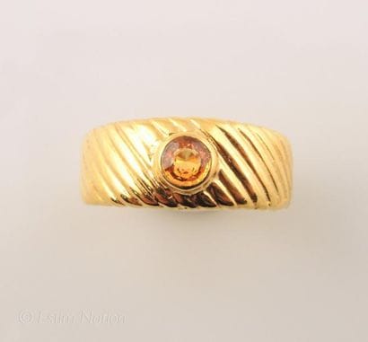 BAGUE SAPHIR ORANGE
Bague jonc en argent...