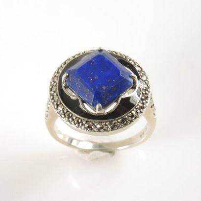 BAGUE LAPIS
Bague en argent 925/°° centrée...
