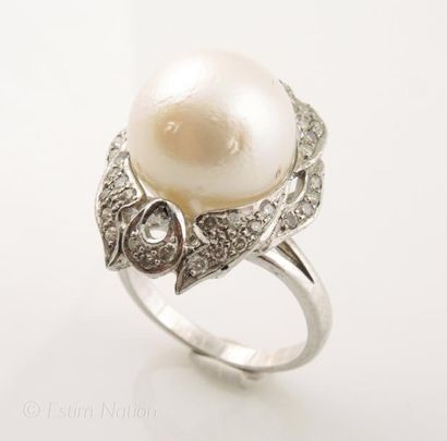 BAGUE PERLE DIAMANTS
Bague en argent 925/°°...