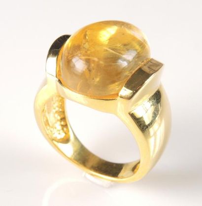 BAGUE CITRINE
Bague en argent doré 925/°°...