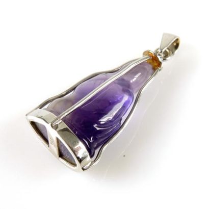 PENDENTIF ''BUDDHA''
Pendentif en or gris...