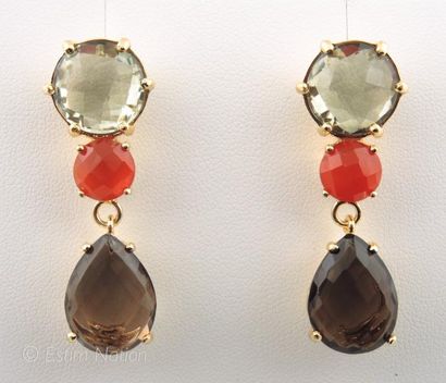 BOUCLES D'OREILLES QUARTZ
Paire de pendants...
