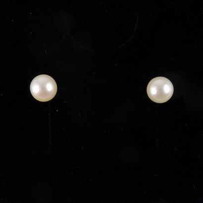 Paire de boucles d'oreilles en or jaune 18ct...