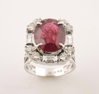 BAGUE RUBELLITE DIAMANTS
Bague en or 18K...