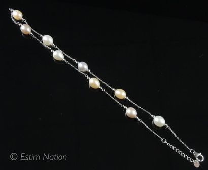 COLLIER PERLES
Collier en argent 925/°° maille...