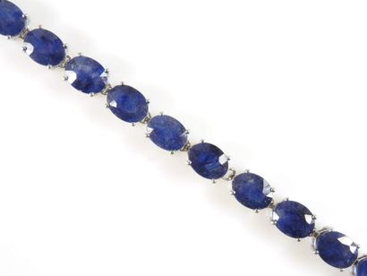 BRACELET SAPHIRS
Bracelet articulé en argent...