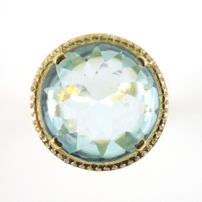 BAGUE TOPAZE
Bague en argent doré 925/°°...