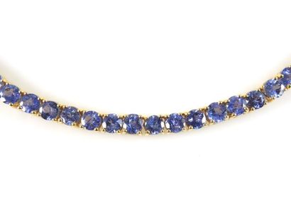 COLLIER 