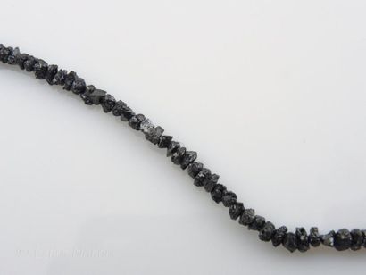 COLLIER DIAMANT NOIR
Collier ras de cou composé...