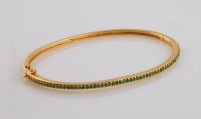 BRACELET EMERAUDES
Bracelet jonc en argent...