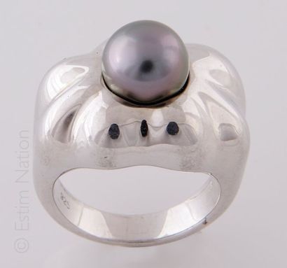 BAGUE PERLE DE TAHITI
Large bague en argent...