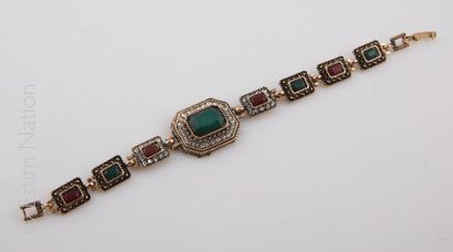 BRACELET ANNEES 1950
Bracelet en métal doré...
