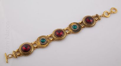 BRACELET ANNEES 1950
Bracelet en métal argenté...