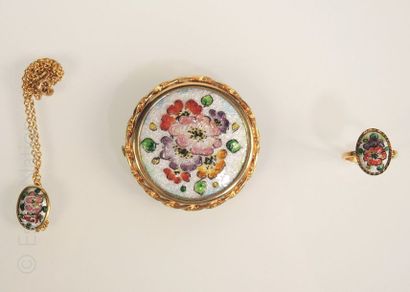 Emaux de Limoges
Lot de bijoux en émail de...