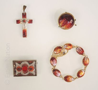 Emaux de Limoges
Lot de bijoux en émail de...