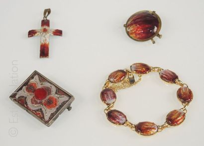 Emaux de Limoges
Lot de bijoux en émail de...