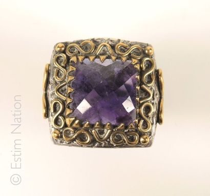 BAGUE AMETHYSTE
Importante bague en argent...