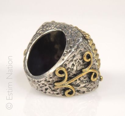 BAGUE AMETHYSTE
Importante bague en argent...