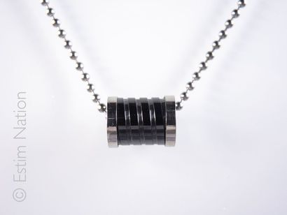 Collier composé d'une chaîne de billes de...