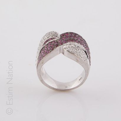 BAGUE DIAMANTS RUBIS
Importante bague en...