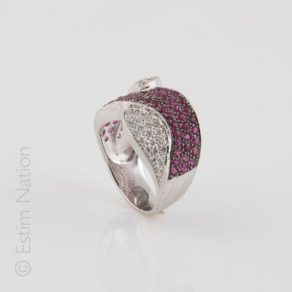 BAGUE DIAMANTS RUBIS
Importante bague en...