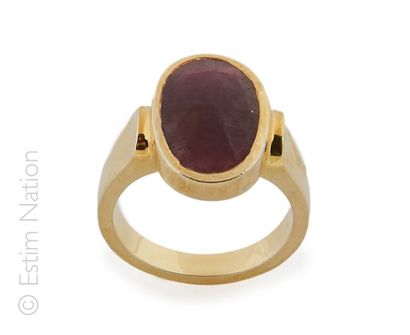 Bague Rubis
Bague en argent (925/°°) doré...