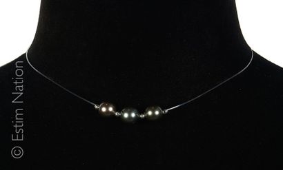 COLLIER RAS DE COU PERLES DE TAHITI
Collier...
