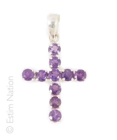 PENDENTIF CROIX AMETHYSTE
Pendentif en argent...