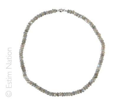 COLLIER LABRADORITE
Collier composé de boules...