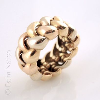 POIRAY
Bague trois ors 18K 750/°° monture...