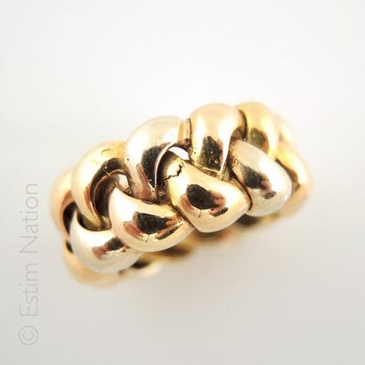 POIRAY
Bague trois ors 18K 750/°° monture...
