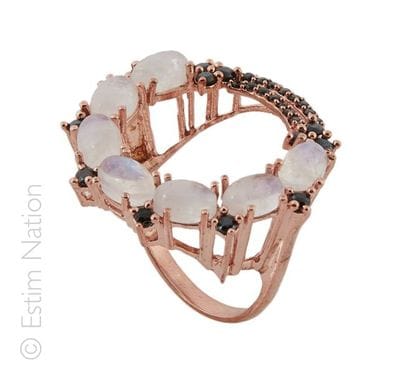 BAGUE COURONNE PIERRES DE LUNE
Bague en argent...