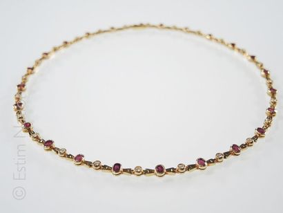 DEMI PARURE OR RUBIS DIAMANTS
Demi parure...