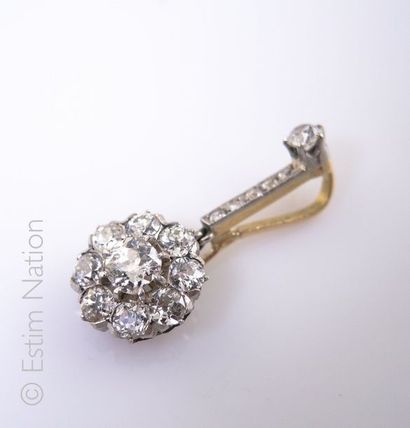 Pendentif diamants 
Pendentif en or jaune...