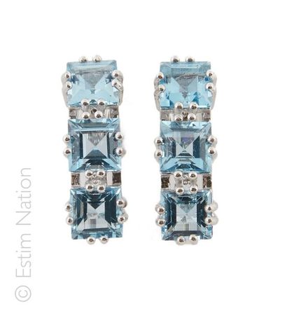 BOUCLES D'OREILLES TOPAZES
Paire de boucles...