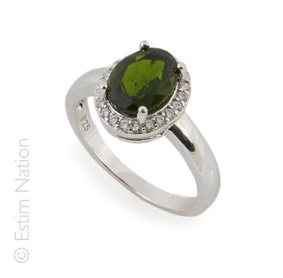BAGUE PIERRES DE COULEURS
Bague en argent...