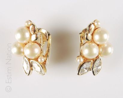 Paire de clips d'oreilles en argent doré...