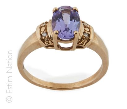 BAGUE TANZANITE DIAMANTS
Bague en or jaune...