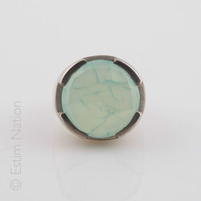 BAGUE CALCEDOINE
Importante bague en argent...
